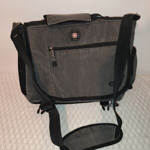 SwissGear Gray Canvas Messenger Bag - Durable Men's Shoulder Bag